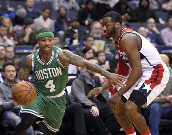 在篮球圈内 在篮球圈内